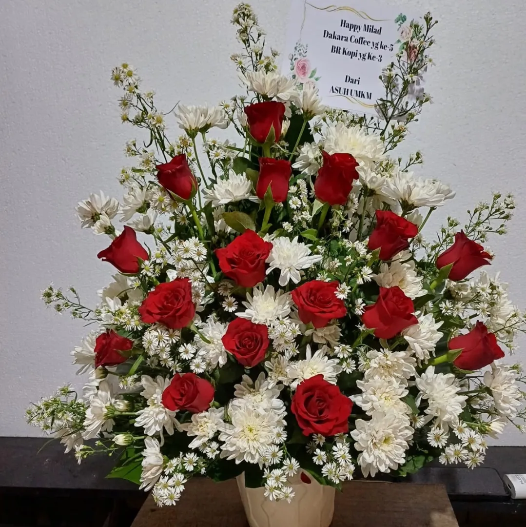 Rangkaian Bunga Meja 7